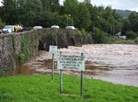 Chairman praises flood workers
