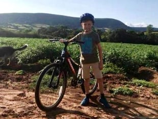 Police hunt for thieves who stole boy's bike from outside centre