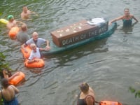  Pledge to clean up rivers and oceans