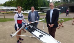 Crossed blades for MP and Sports Minister at regatta