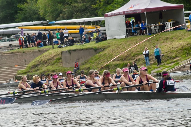 The Monmouth School for Girls 8 take on Oxford. Photo: Oarstruck Photography/ www.oarstruck.co.uk