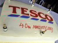 Gwent Police investigating damage to Tesco cashpoint 