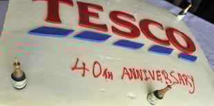 Gwent Police investigating damage to Tesco cashpoint 
