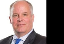 ‘Axe dinner duo from Green Man farm deal’, says Davies