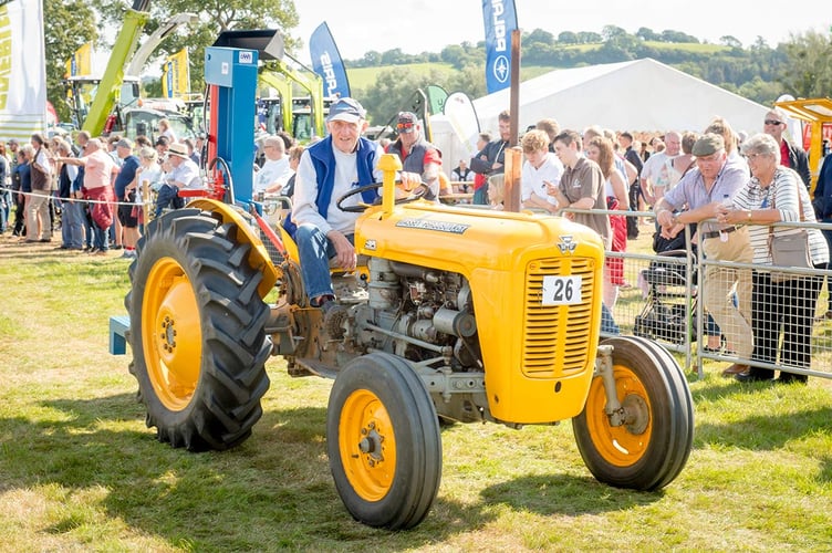 Usk Show