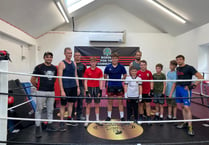 MP dusts off gloves at local boxing club
