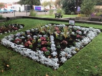 Bailey Park volunteers thank Abergavenny Garden Centre