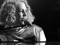 Susy's debut album hits the right notes!