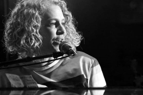 Susy's debut album hits the right notes!