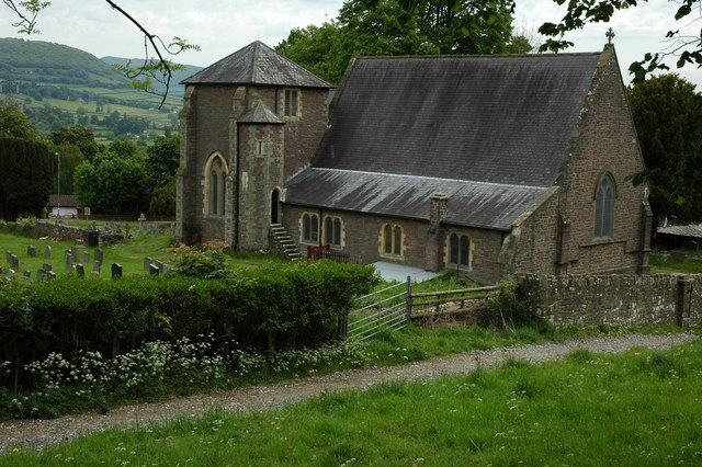 Christ Church, Govilon