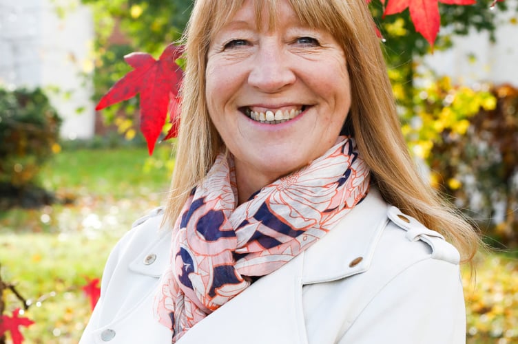 Cllr Angela Sandles 