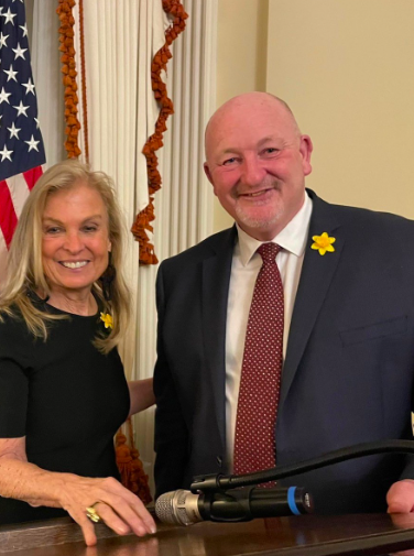 Peter Fox with the US Ambassador.