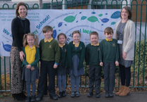 Raglan CiW Primary School recognised as 'Healthy School'