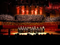 Abergavenny choir help celebrate Tenovus Cancer Care