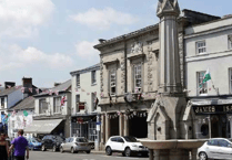 High street seating areas in Crickhowell at risk?