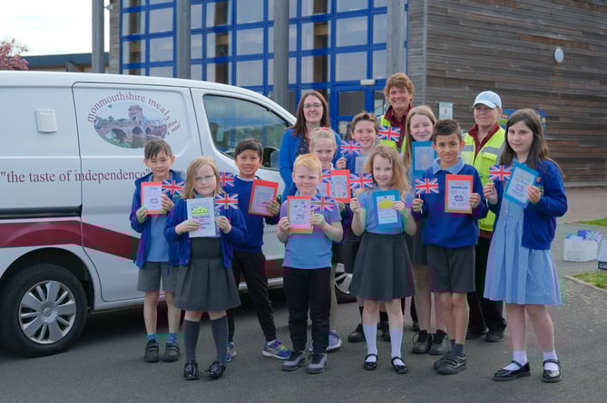 Pupils from Llanfoist Fawr school