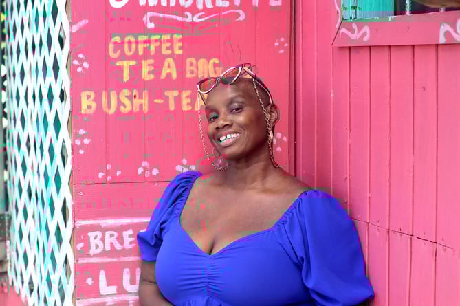 Andi Oliver