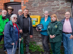 Llangattock community secure another life-saving defibrillator