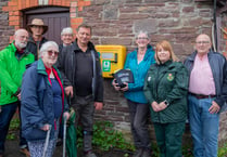 Llangattock community secure another life-saving defibrillator