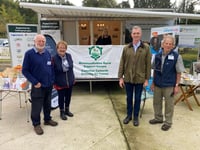 MP David Davies pays visit to Rural Support Centre at Raglan market