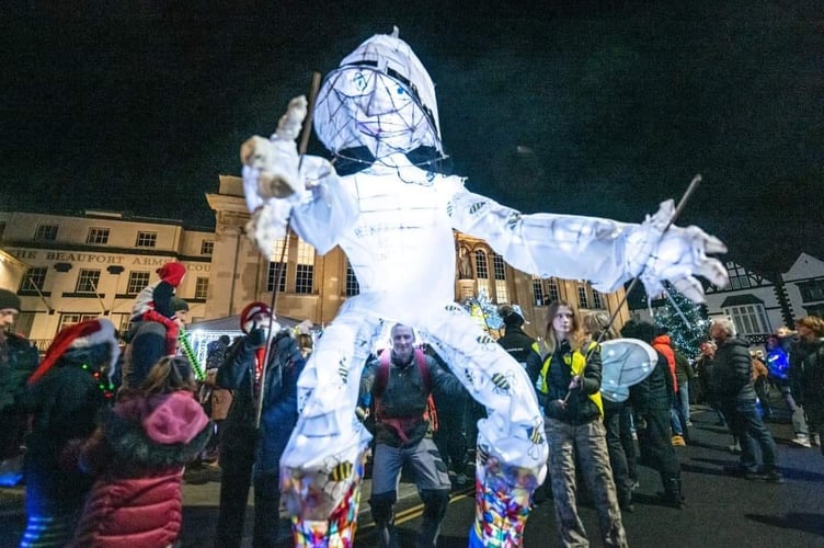 A giant of the Xmas lantern parade
