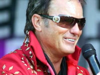 ‘Elvis’ sells out theatre again