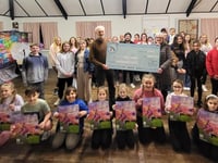 Oh yes they did! Aber Panto Co donates to food bank