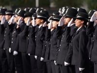 Fall in number of police officers in Gwent