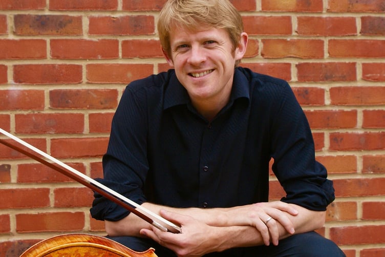 Cellist Robin Michael