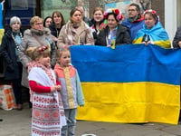 Locals pay tribute to Ukraine