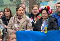 Locals pay tribute to Ukraine