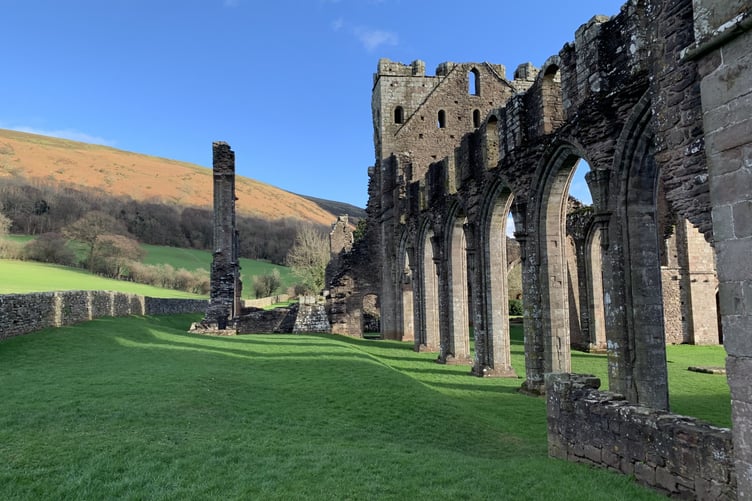 Llanthony Priory
