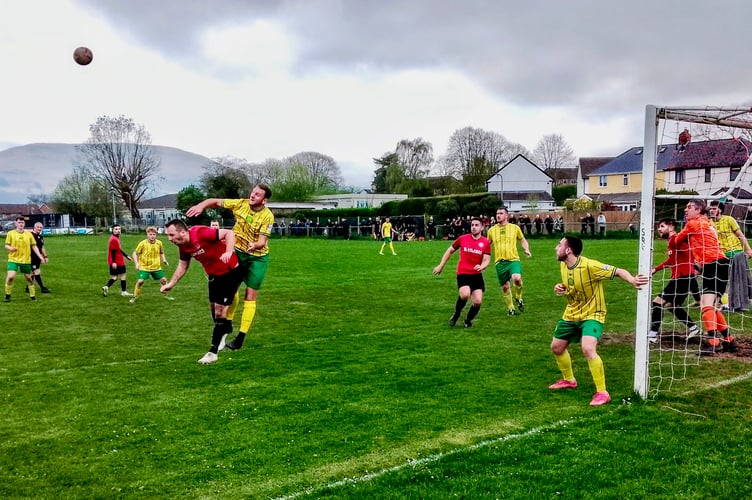 Goalmouth action as Mardy press