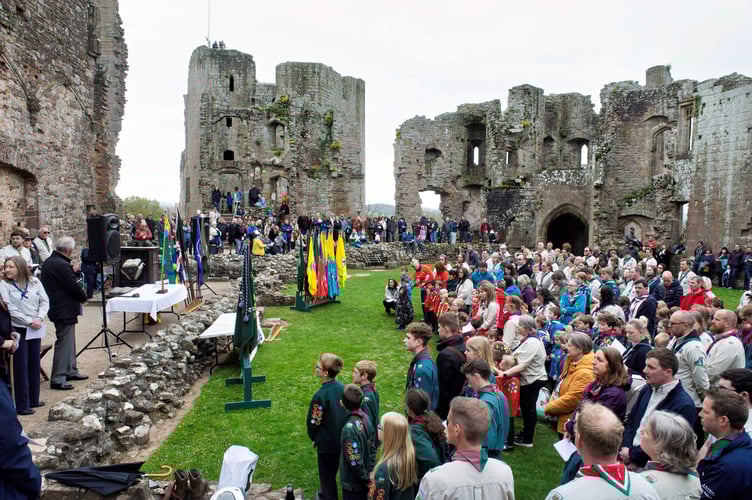 The parade in the Fountain Court