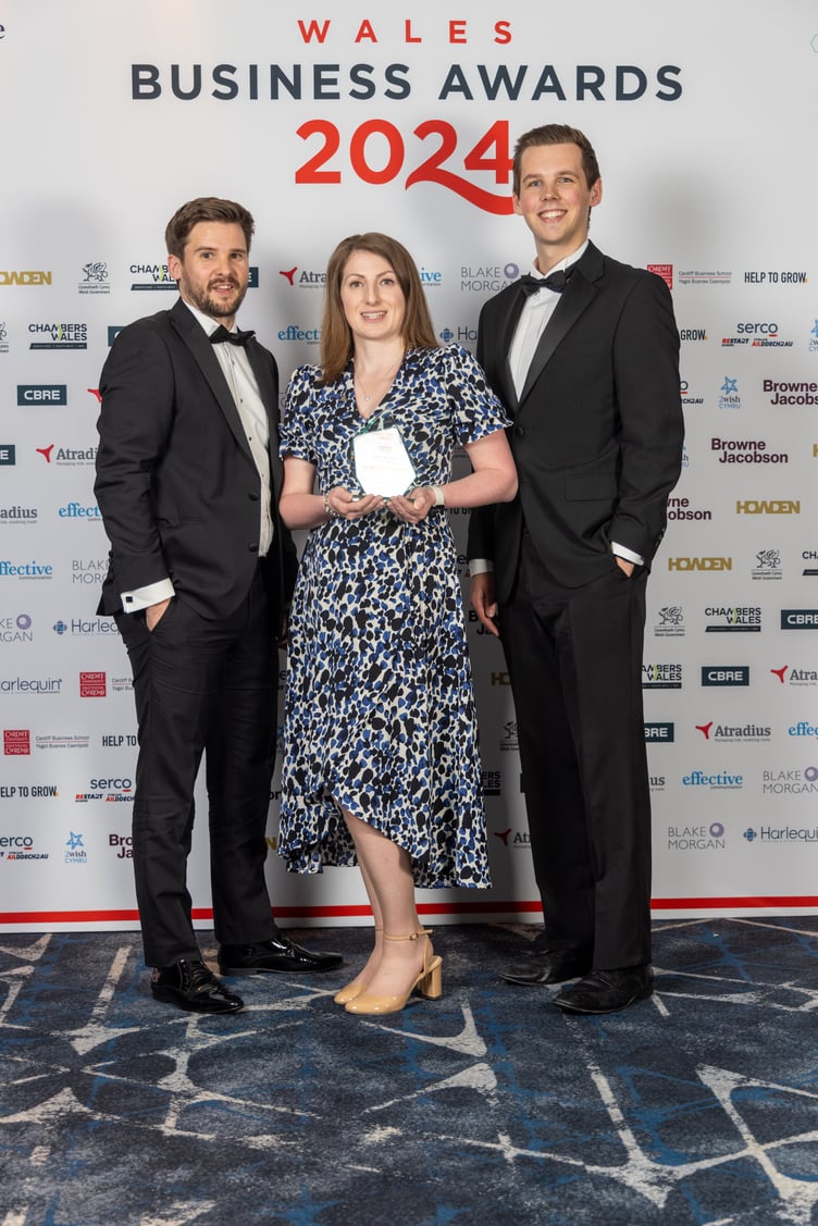 Peter Jones ILG win Global Business of the Year