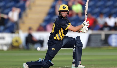 Glam's Smale smites 71 before rain beats Usk-Aber derby