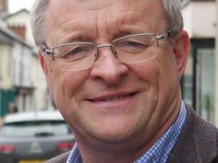 "Dial down the rhetoric and reject the hate" - urges Lib Dem hopeful

