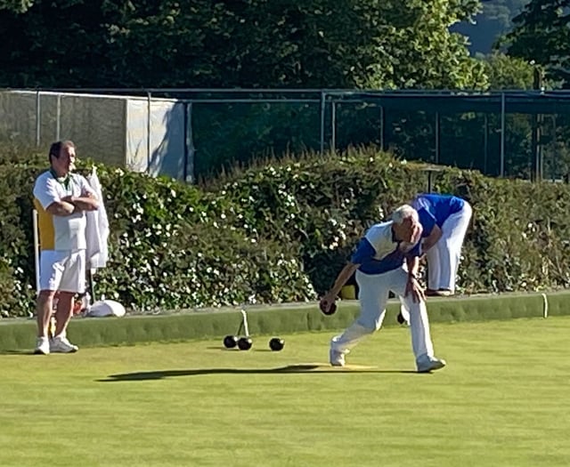 Lady bowlers do their level best in league thriller 