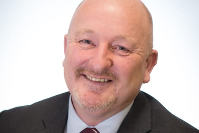 Peter Fox MS