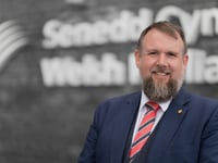 The Regional View from the Senedd with Peredur