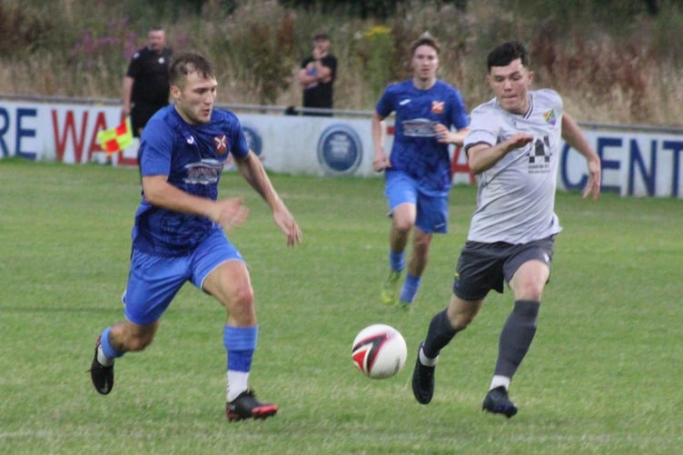 Abergavenny Town v Canton (Stuart Townsend)