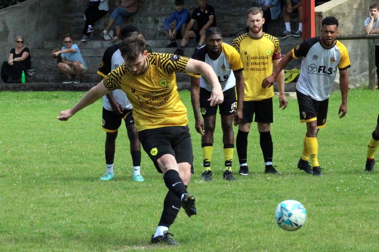  Joshua Baynton penalty kick