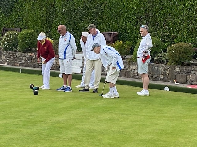 Abergavenny's bowlers won on all three rinks at Beechwood