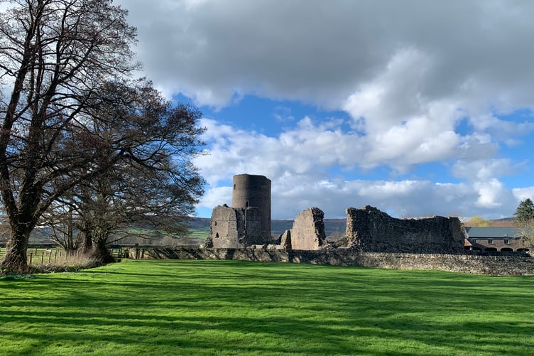 Tretower Court