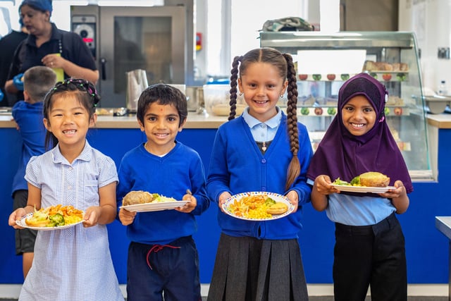 Free school meals for all primary pupils in Wales