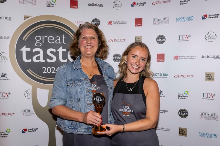 GF24 Wales- Black Mountains Smokery - L to R Jo Carthew & Millie Stott