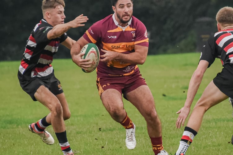Abergavenny had too much flair for Pontypool United