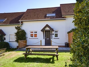 The seaside holiday cottage you can pick up for just £15