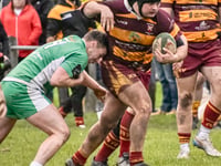Battling Aber push Green Army
