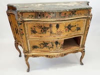 Italian commode was  highlight of Smiths sale
